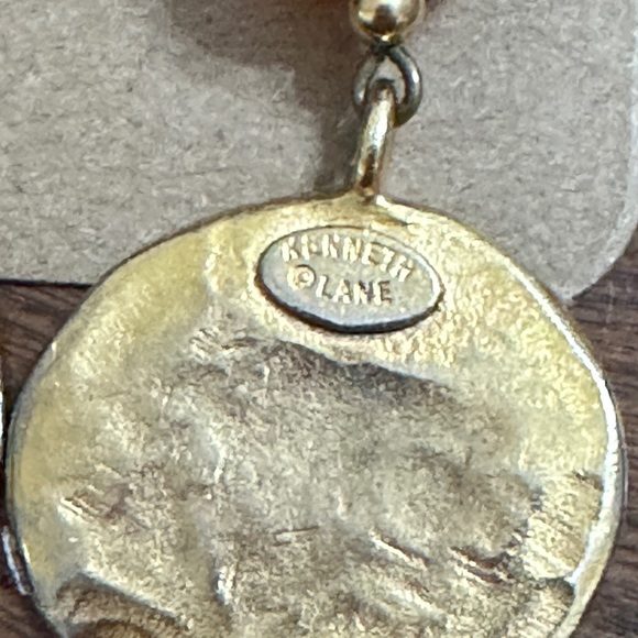 Kenneth J Lane Pierced Earrings Toffee Beads w Hammered Gold Tone Discs 2.25” - Picture 7 of 8